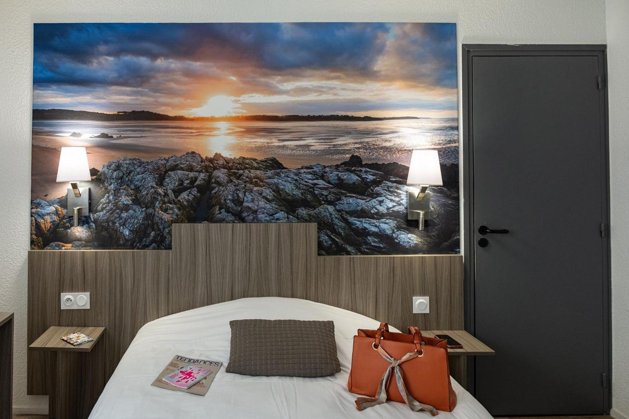 Contact Hotel Du Champ De Mars De Saint-Brieuc Bagian luar foto