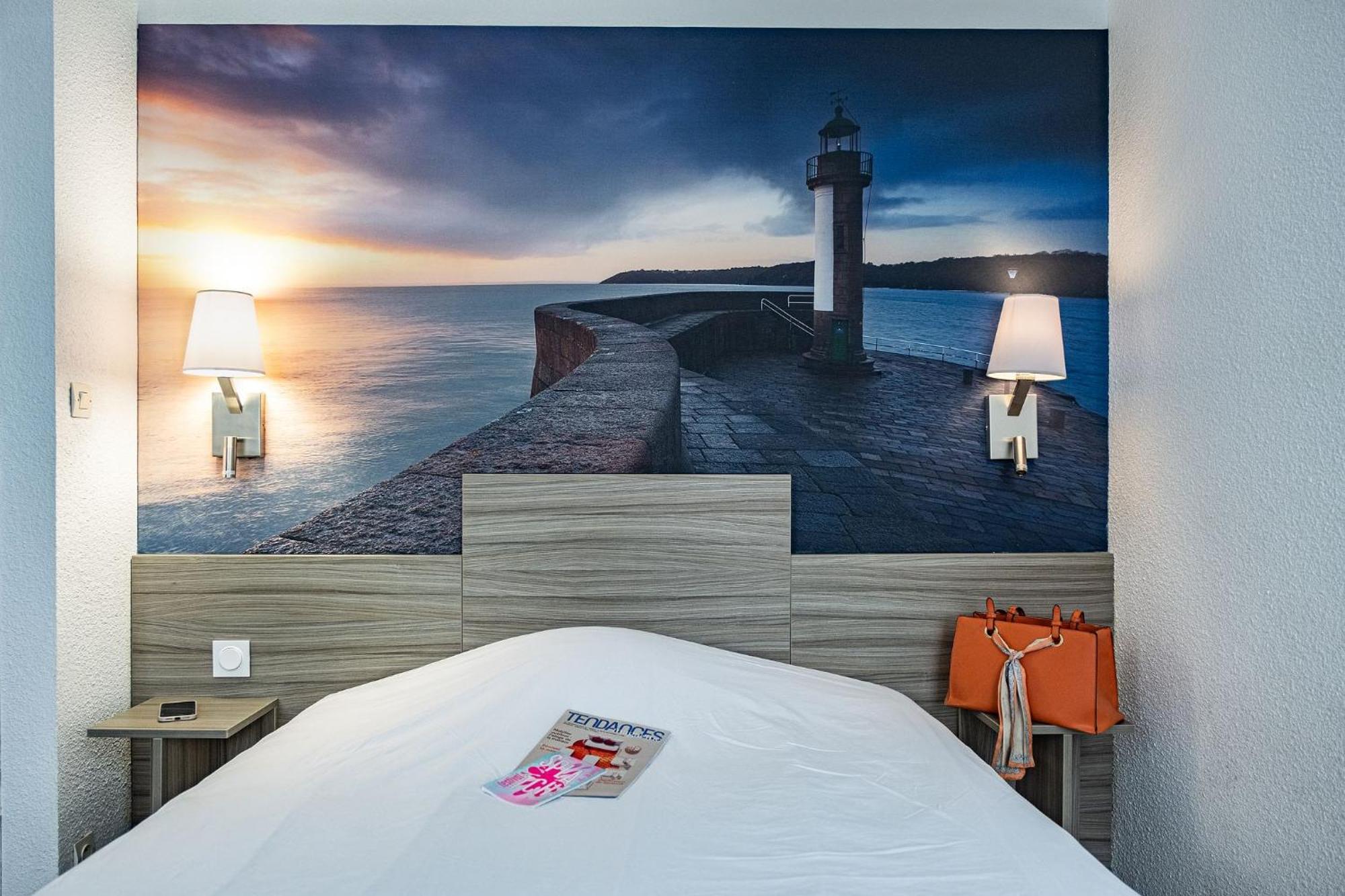 Contact Hotel Du Champ De Mars De Saint-Brieuc Bagian luar foto