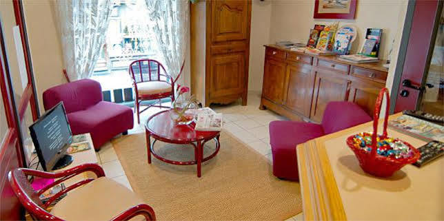 Contact Hotel Du Champ De Mars De Saint-Brieuc Bagian luar foto