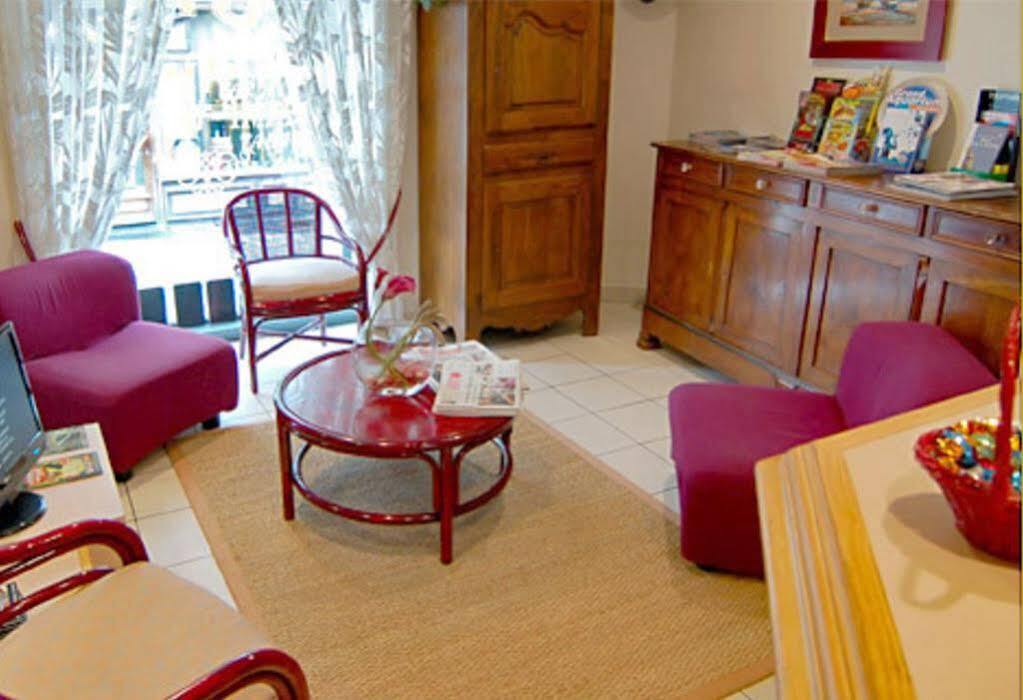 Contact Hotel Du Champ De Mars De Saint-Brieuc Bagian luar foto